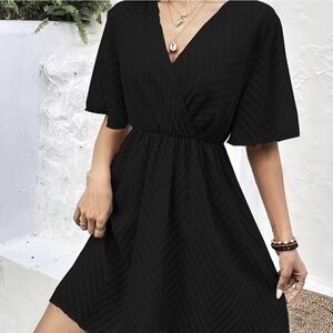 Black dress V neck with lining elastic waist size M-L